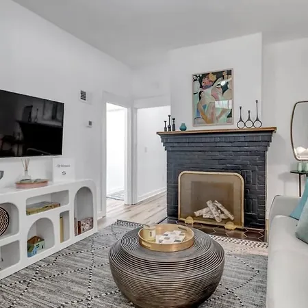 Fourth House - Eclectic And Fun 1Br In Spr Apartment